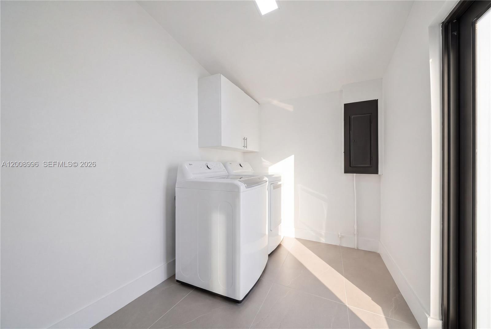 SO MIAMI HEIGHTS ADDN E - Residential