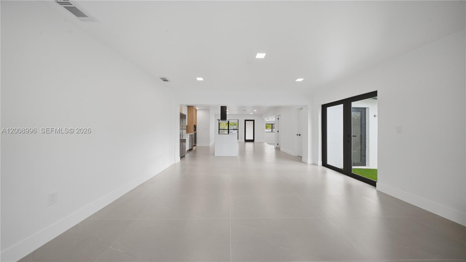 SO MIAMI HEIGHTS ADDN E - Residential