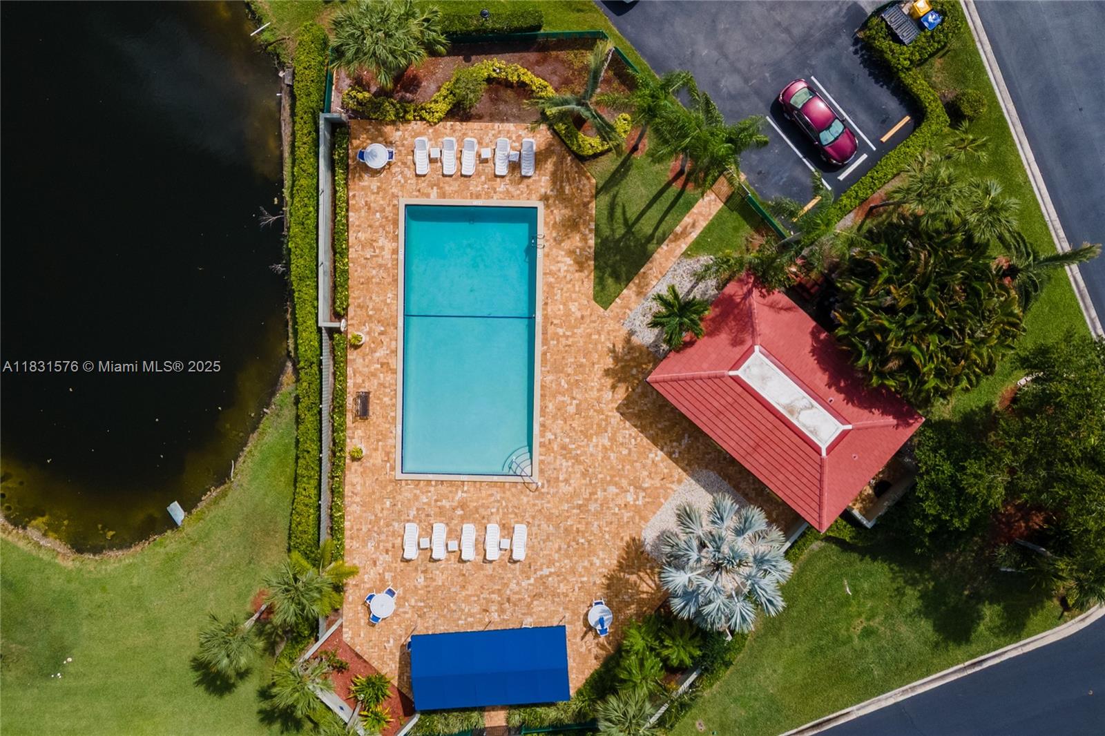 FAIRWAYS OF BOCA LAGO CON - Residential