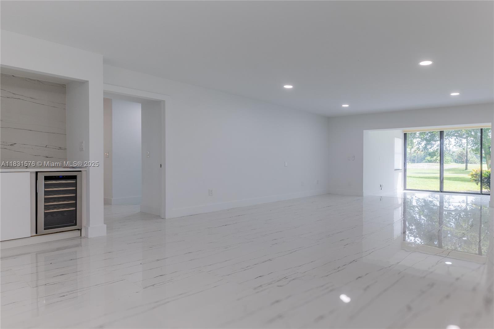 FAIRWAYS OF BOCA LAGO CON - Residential