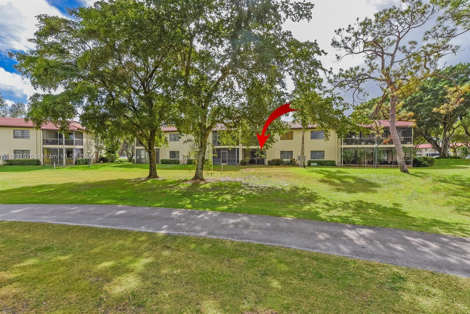 FAIRWAYS OF BOCA LAGO CON - Residential