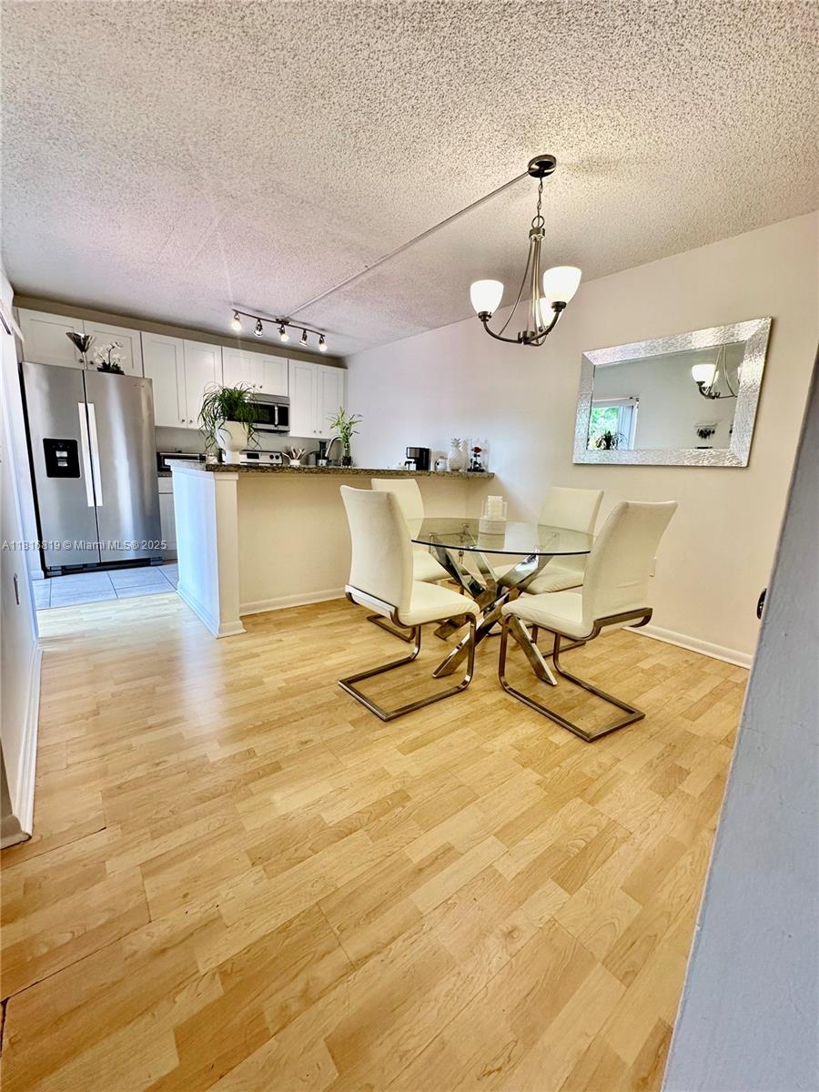 This inviting townhome offers a bright airy open floor plan, ideal for both relaxing and entertaining. Additional features include modern finishes, ample storage and well- appointed kitchen.
HOA includes: cable,internet,water,sewer,trash etc.