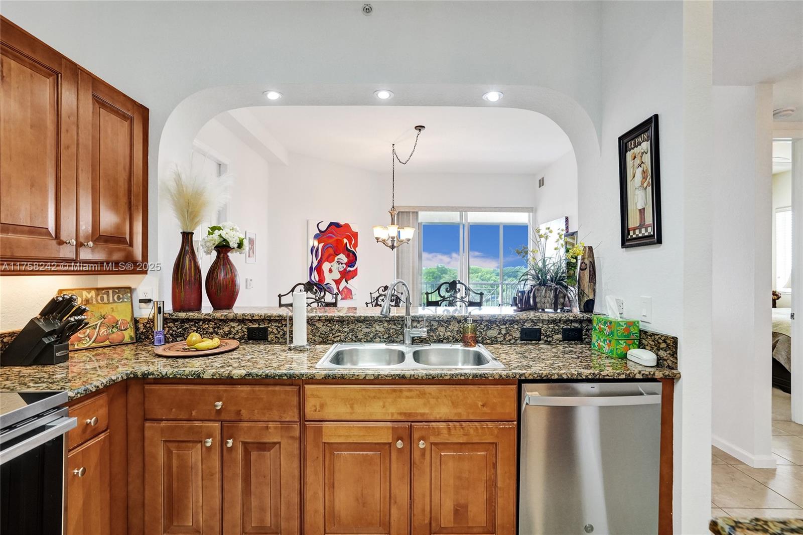 ROYAL POINT AT PALM AIRE - Residential
