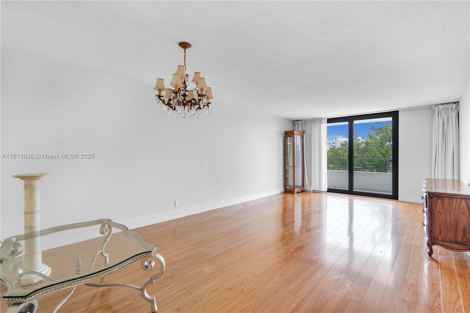 OLYMPUS CONDO PHASE - Residential