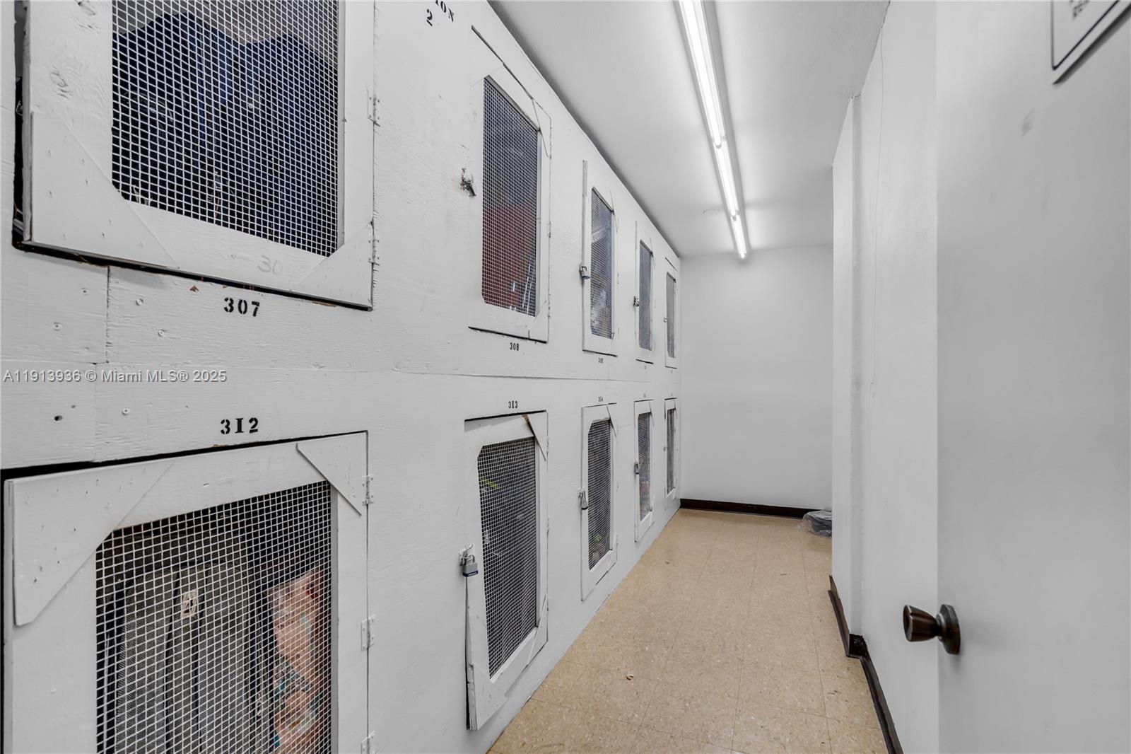 OLYMPUS CONDO PHASE - Residential