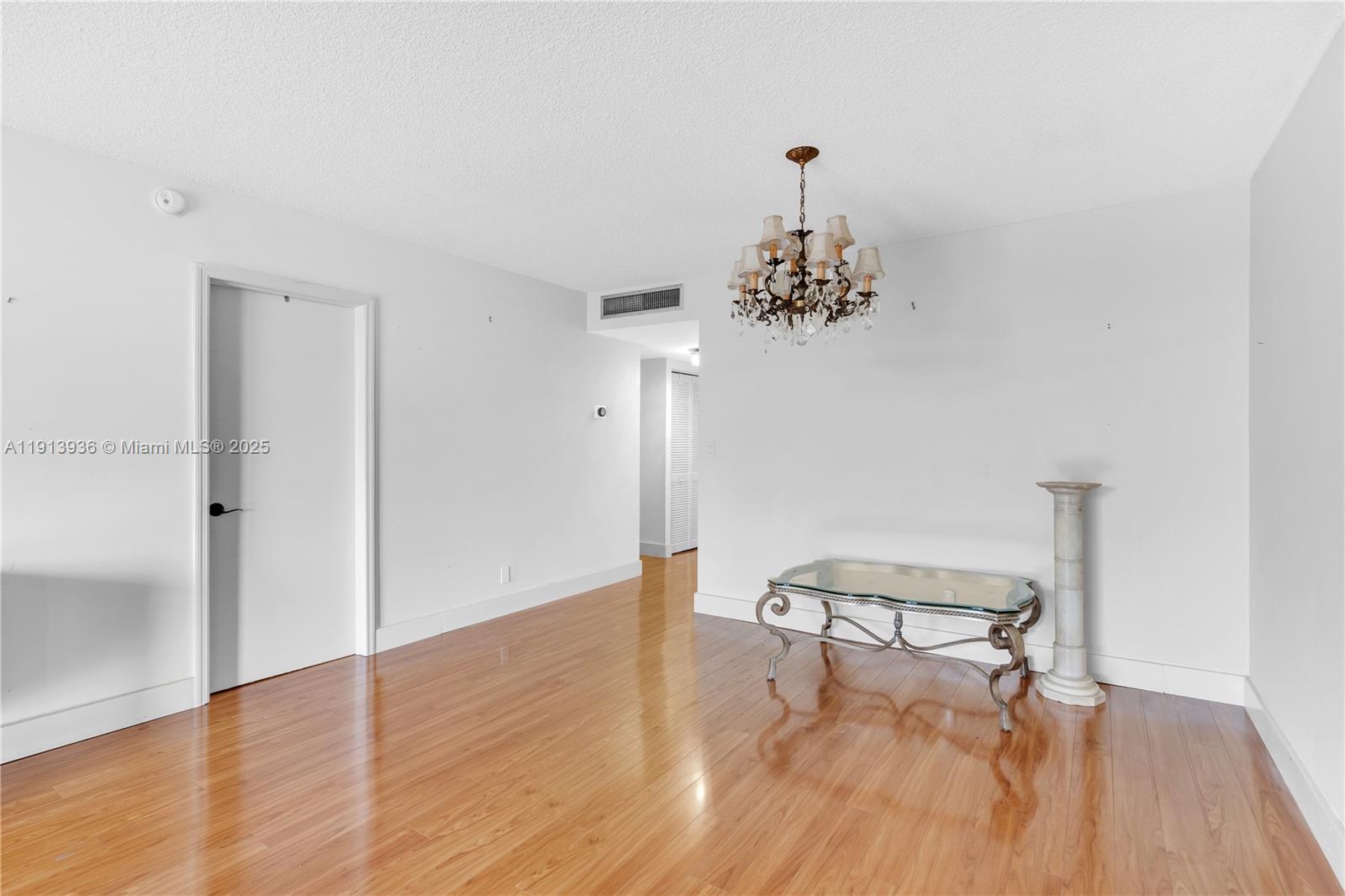 OLYMPUS CONDO PHASE - Residential