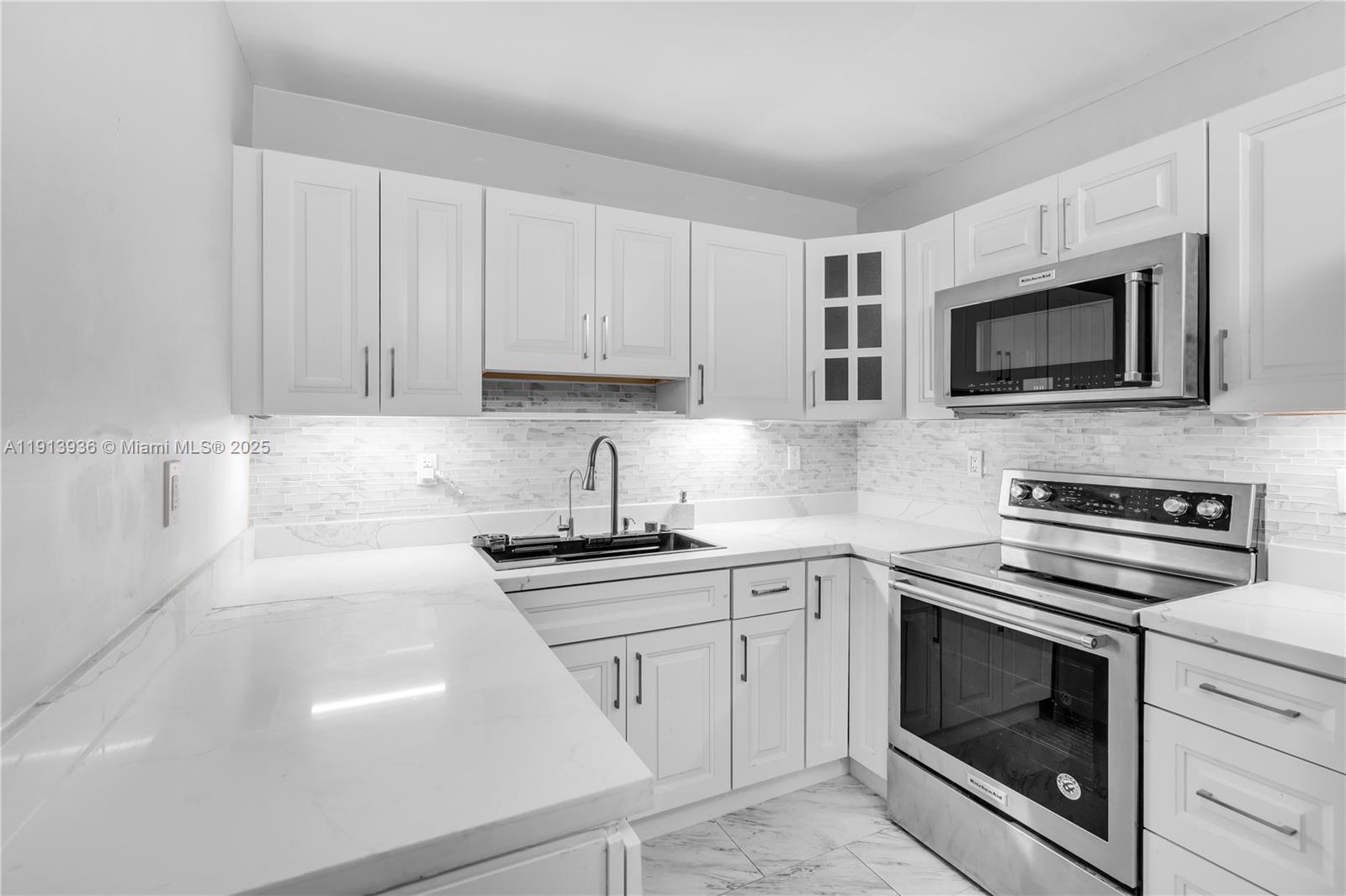 OLYMPUS CONDO PHASE - Residential