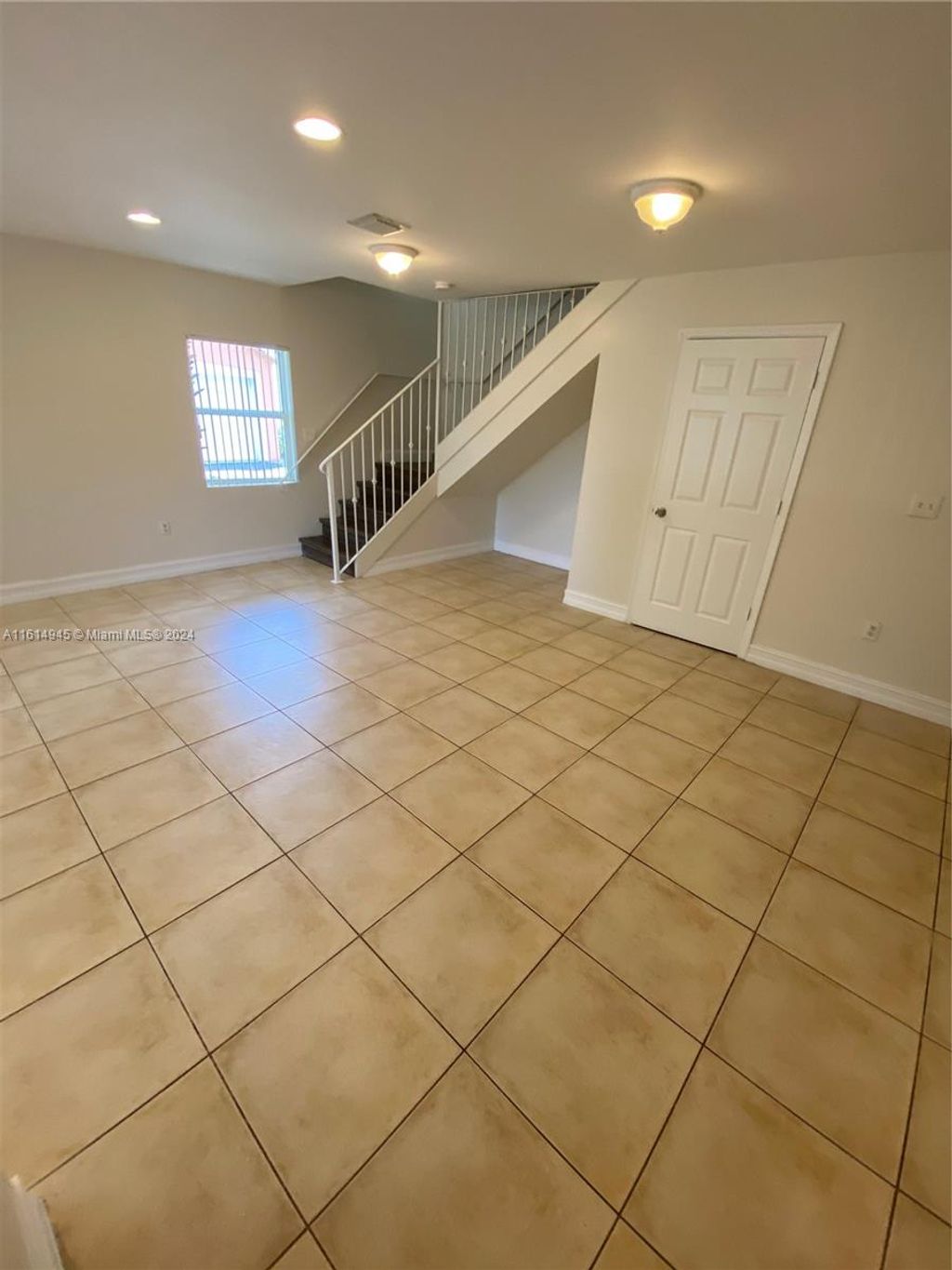 Photo of 225 NW 14th Ave #0, Fort Lauderdale, FL 33311 (MLS # A11614945)