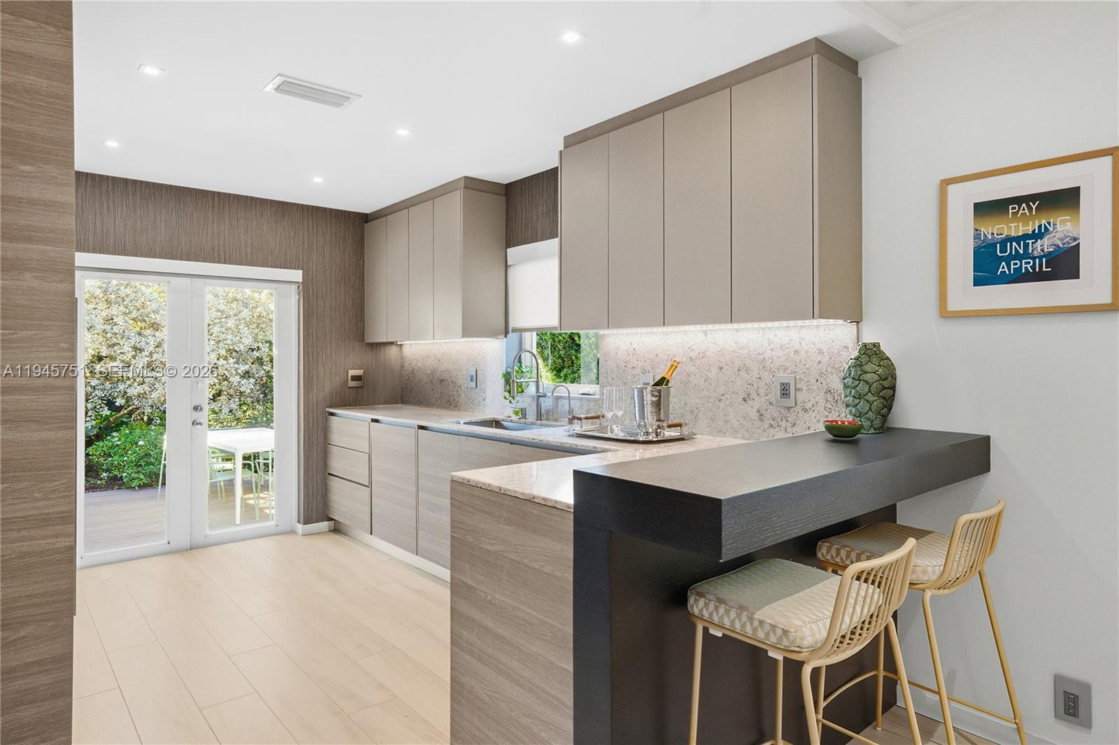 AMD PLAT OF SUNSET LAKE S - Residential