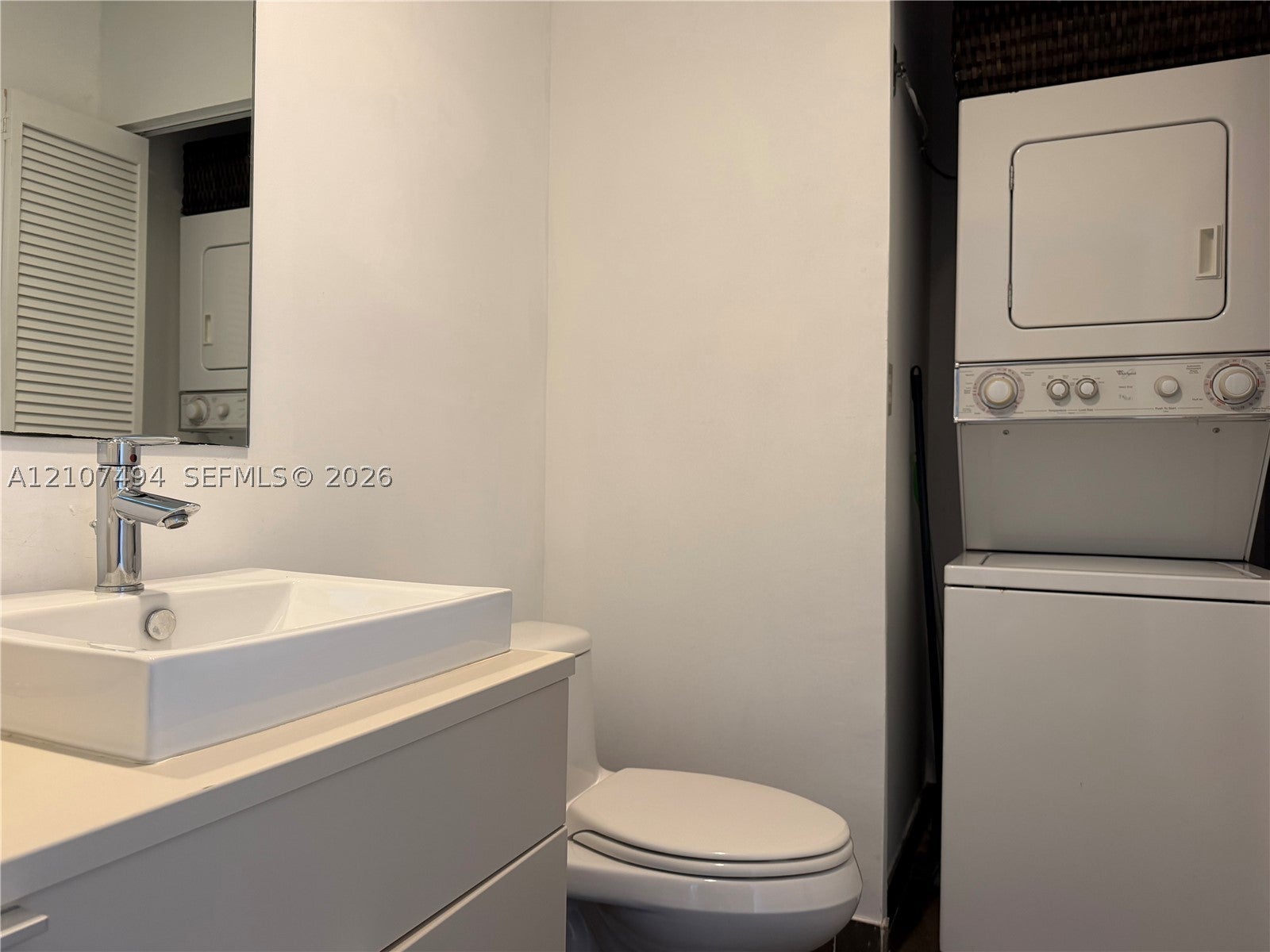 2100 Park Ave 305