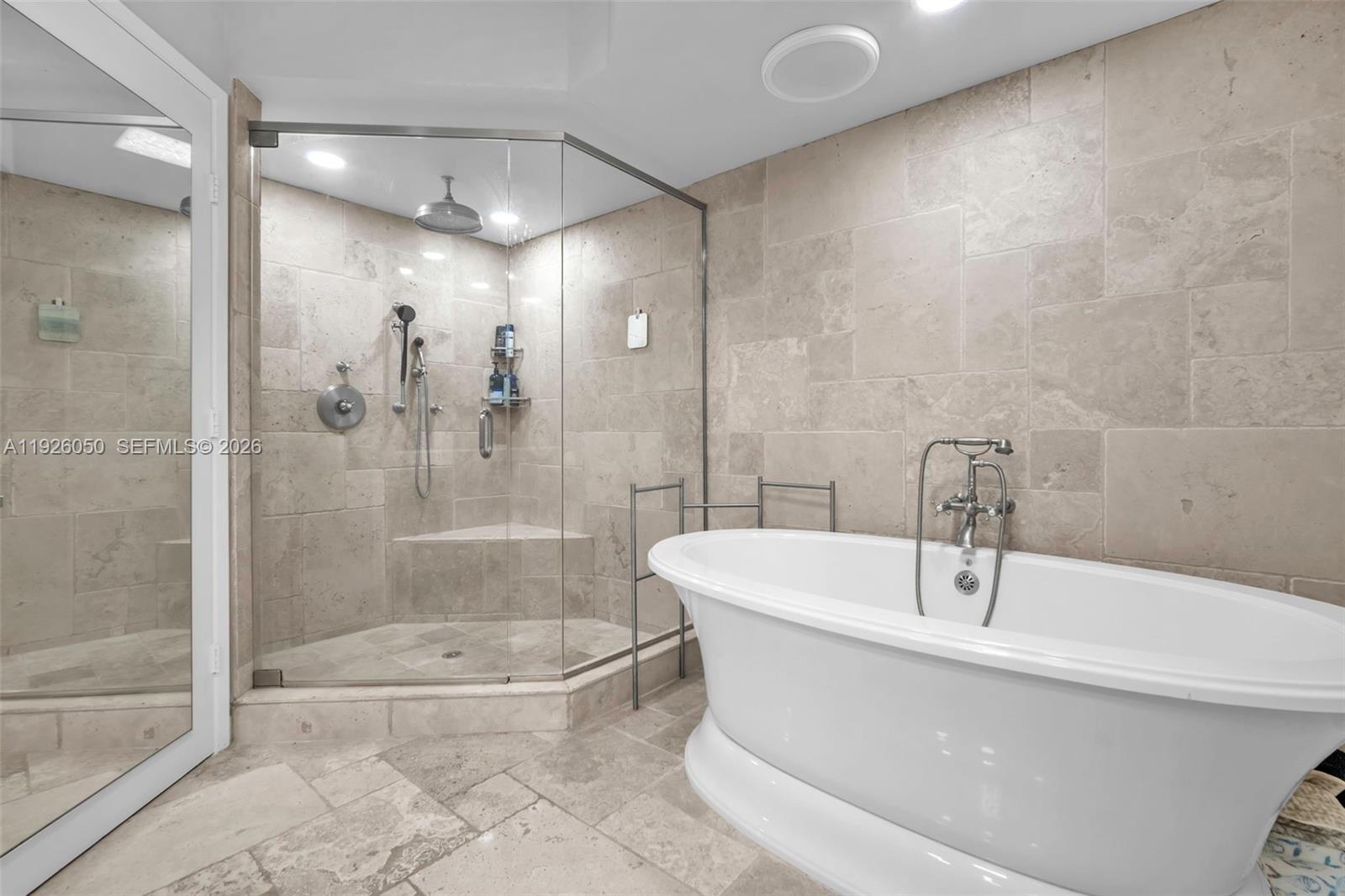 LAS OLAS RIVER HOUSE COND - Residential