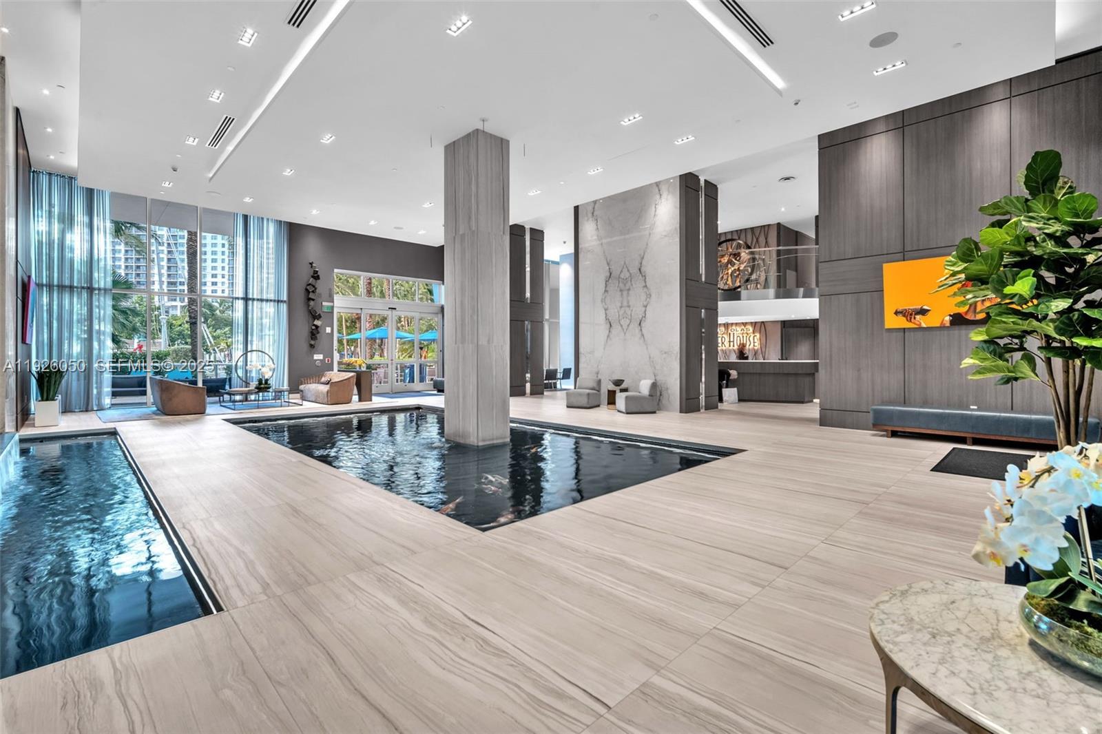 LAS OLAS RIVER HOUSE COND - Residential