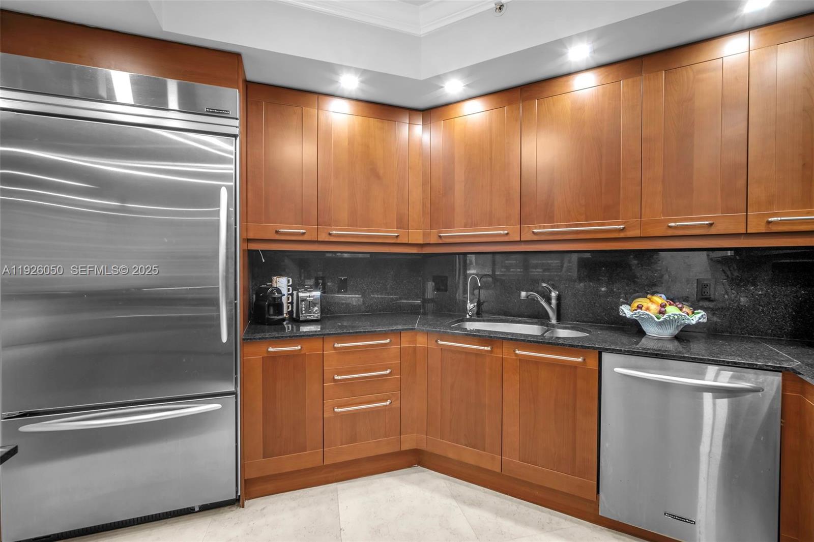 333 Las Olas Way 405