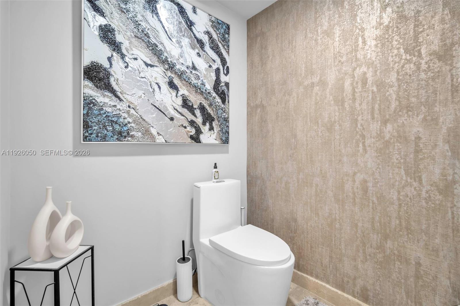 LAS OLAS RIVER HOUSE COND - Residential