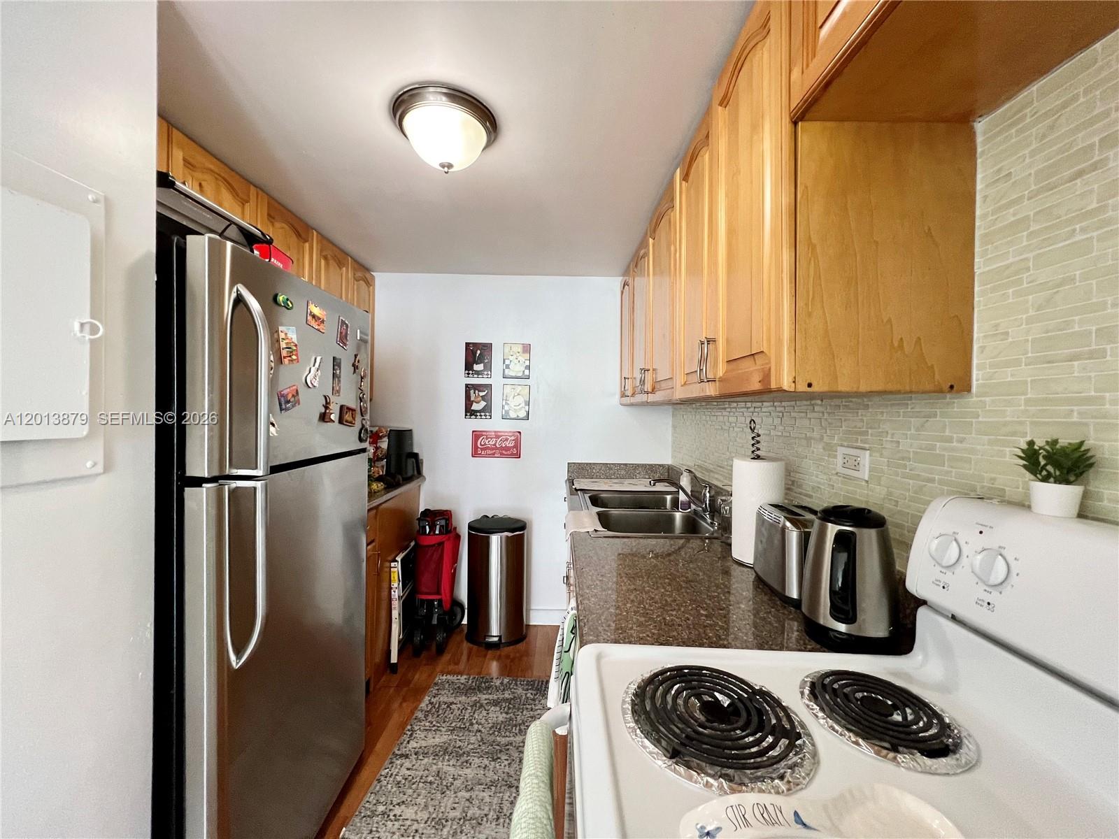 CARIBBEAN TOWERS CONDO - Residential Lease