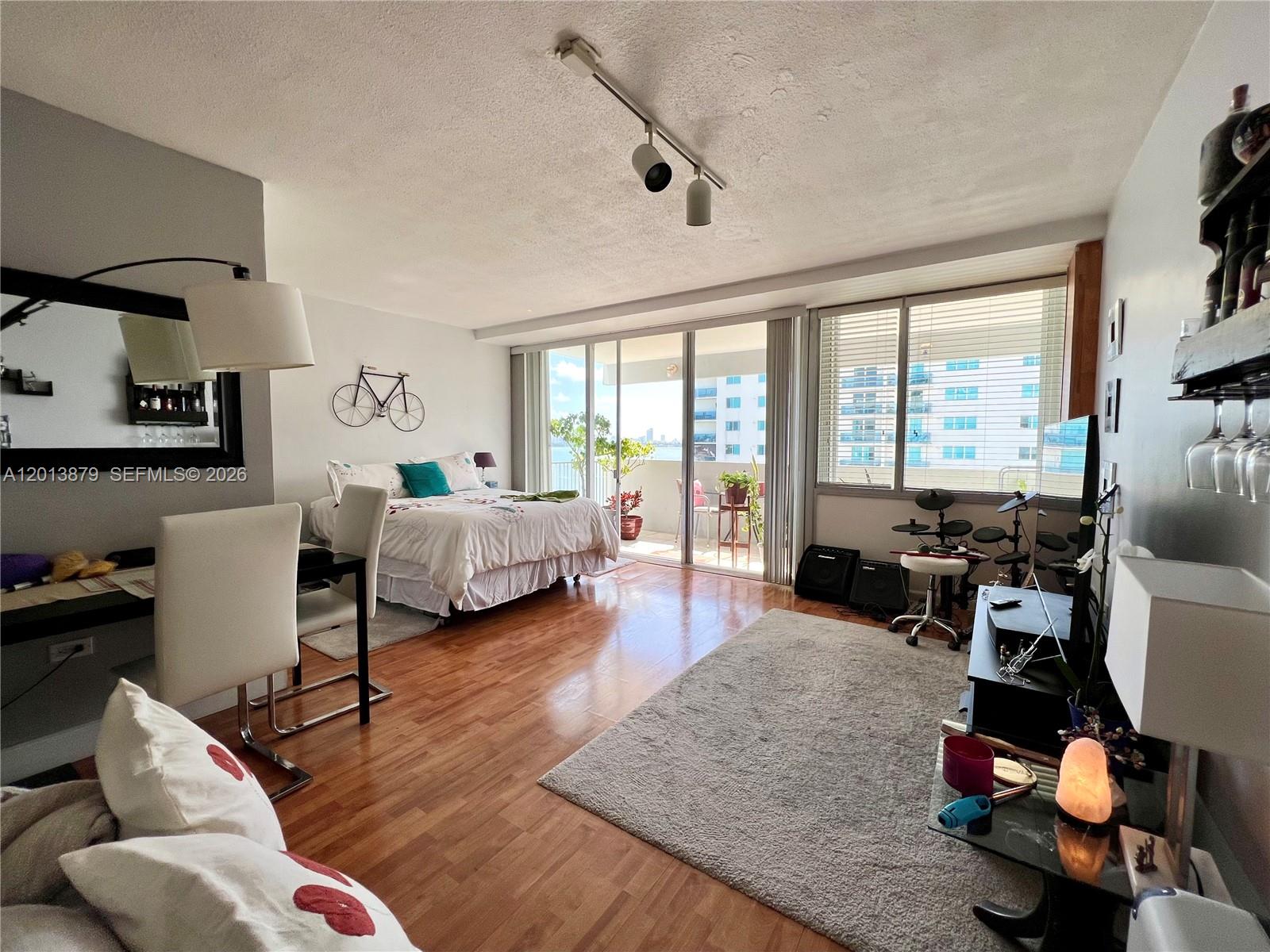 CARIBBEAN TOWERS CONDO - Residential Lease