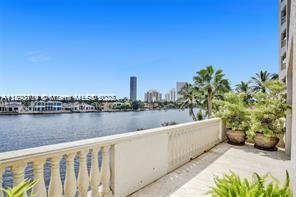 View photos, virtual tours, details... 20165 NE 39th Pl 303 & 204