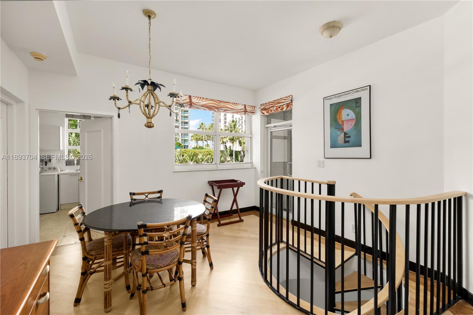 BELLA VISTA MID RISE NORT - Residential