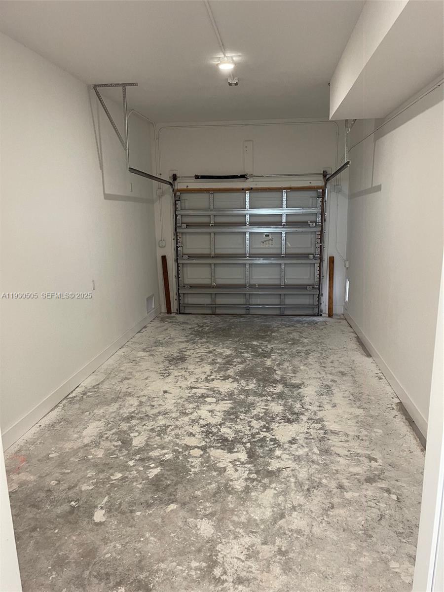 AURORA AT GRAND PALMS - Residential Lease