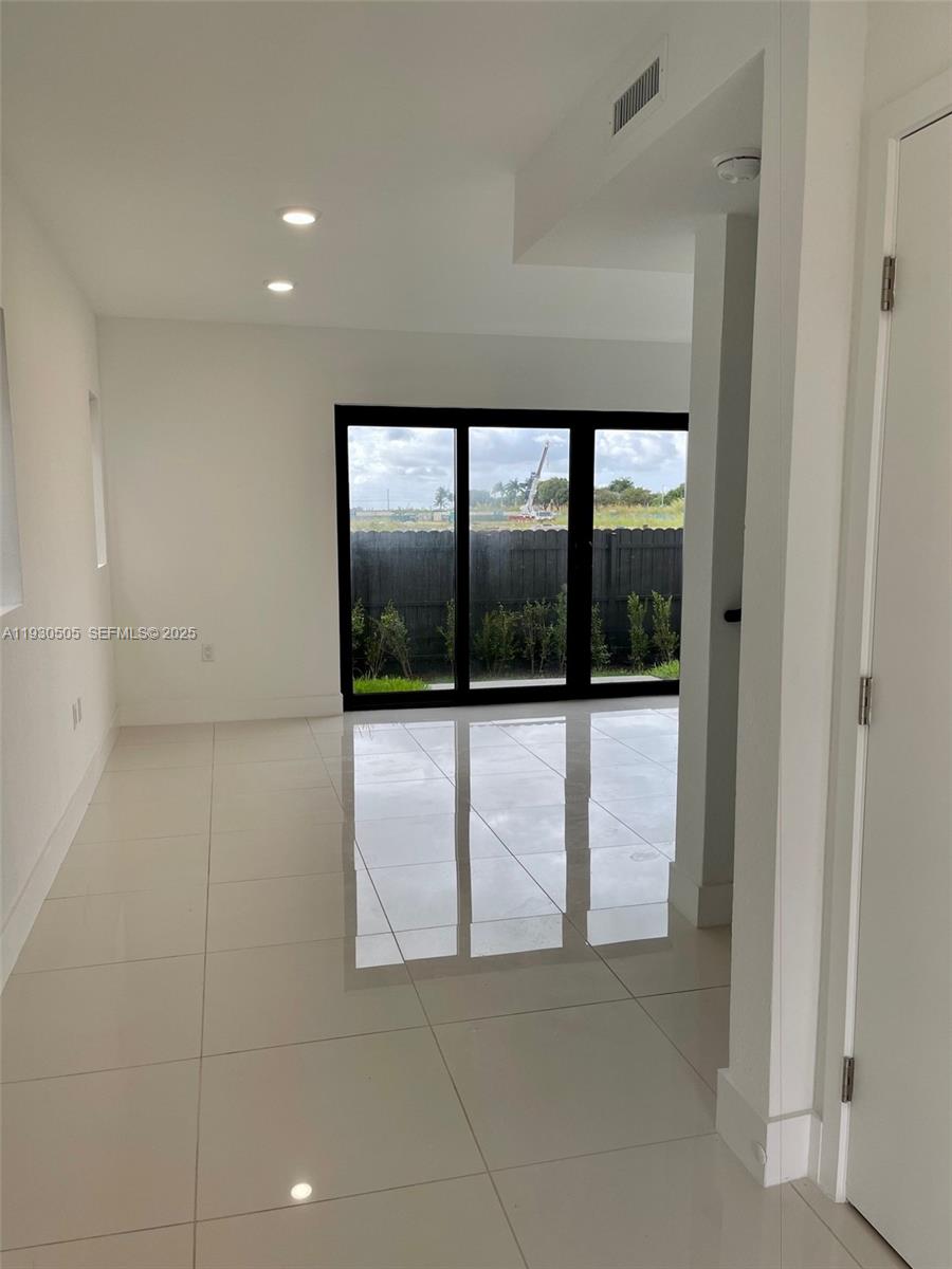 AURORA AT GRAND PALMS - Residential Lease