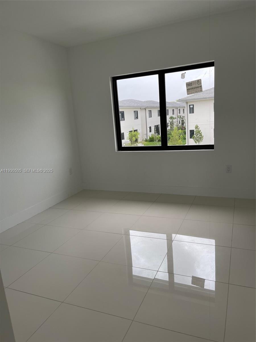 AURORA AT GRAND PALMS - Residential Lease