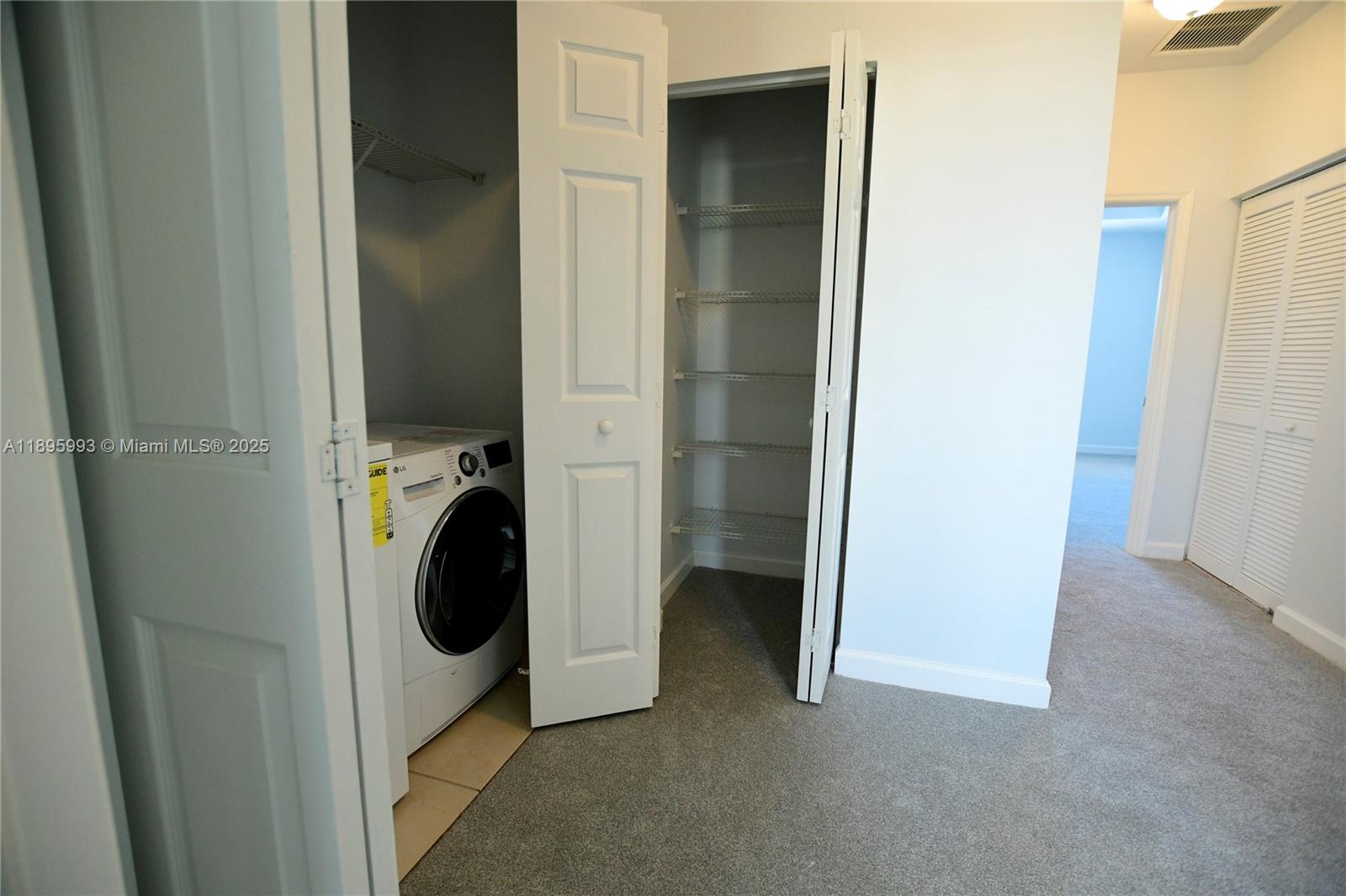 SILVER PALM EAST SECTION - Residential