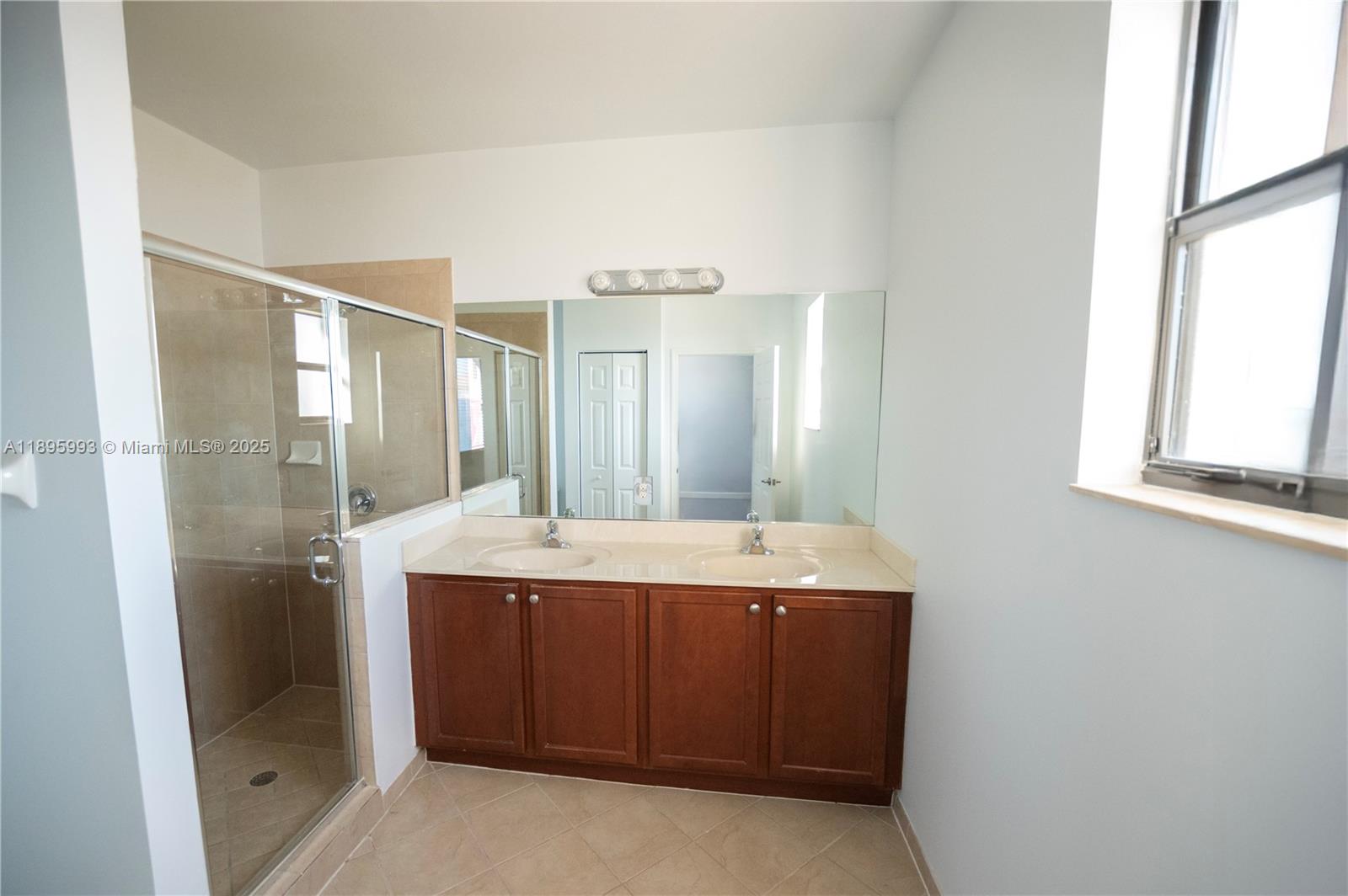 SILVER PALM EAST SECTION - Residential