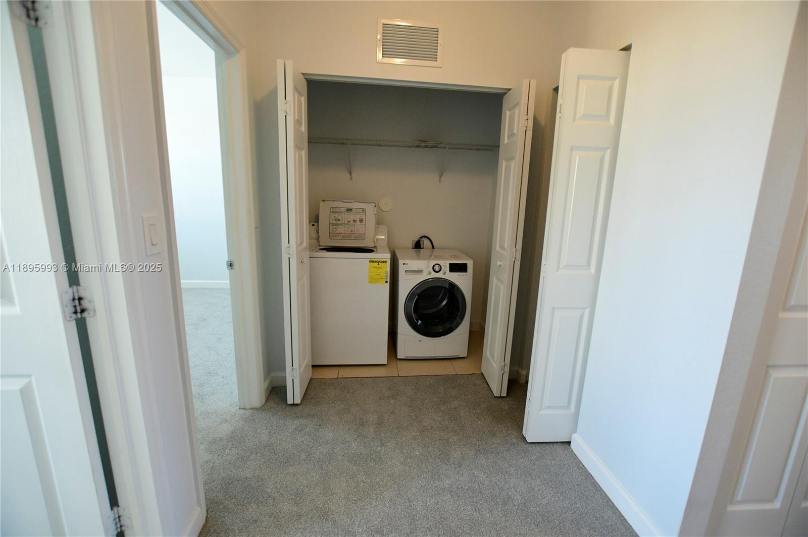 SILVER PALM EAST SECTION - Residential