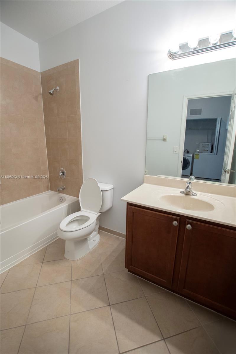 SILVER PALM EAST SECTION - Residential