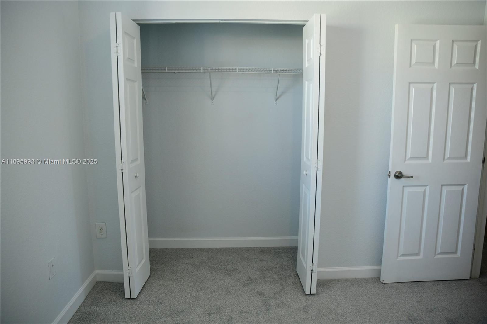 SILVER PALM EAST SECTION - Residential