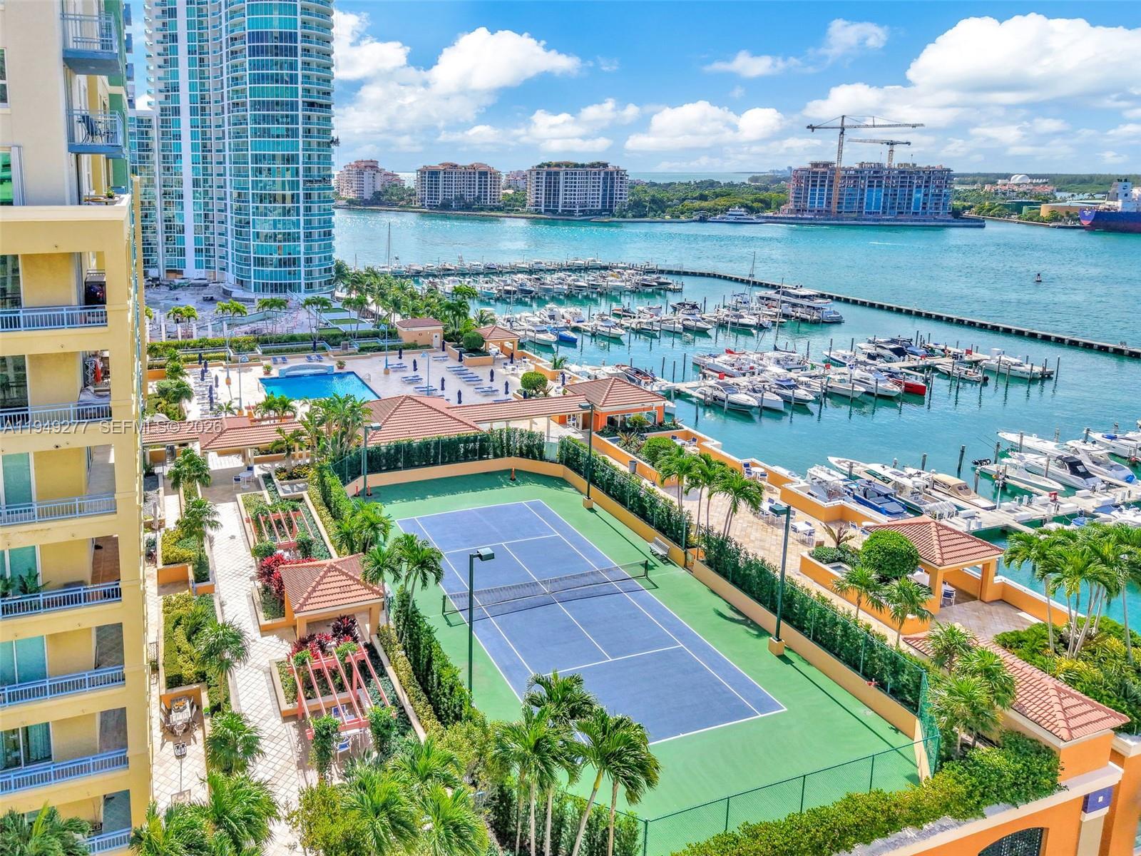YACHT CLUB AT PORTOFINO C - Residential