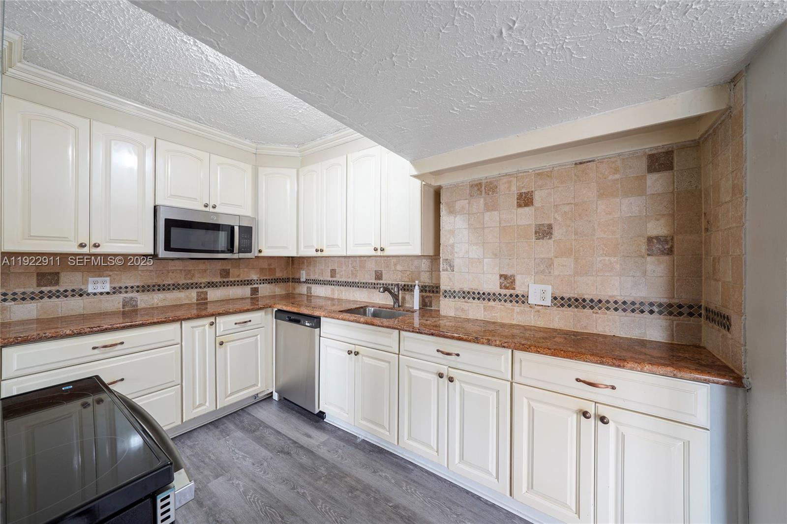 Mackle Park - Residential