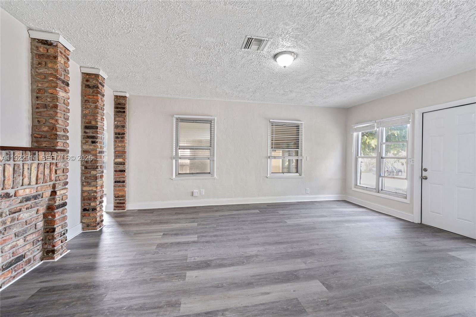 Mackle Park - Residential