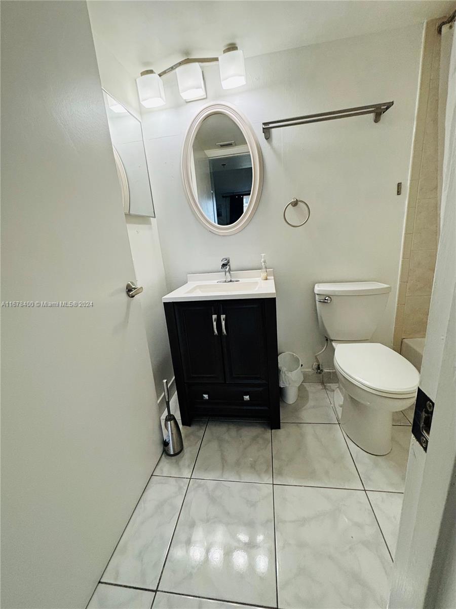 BRICKELL KEY II CONDO - Residential