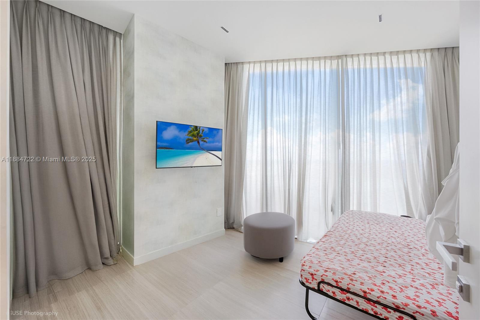 18975 COLLINS CONDO - Residential