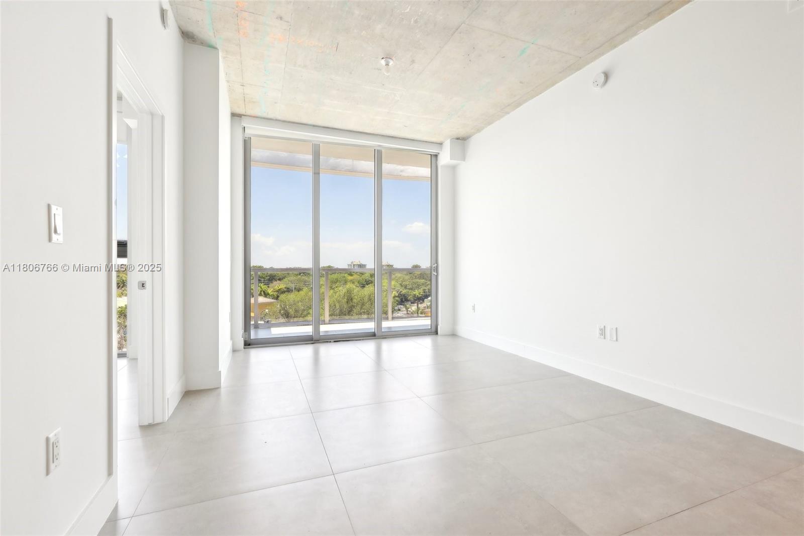 THE HIGHLANDS CONDO - Residential Lease
