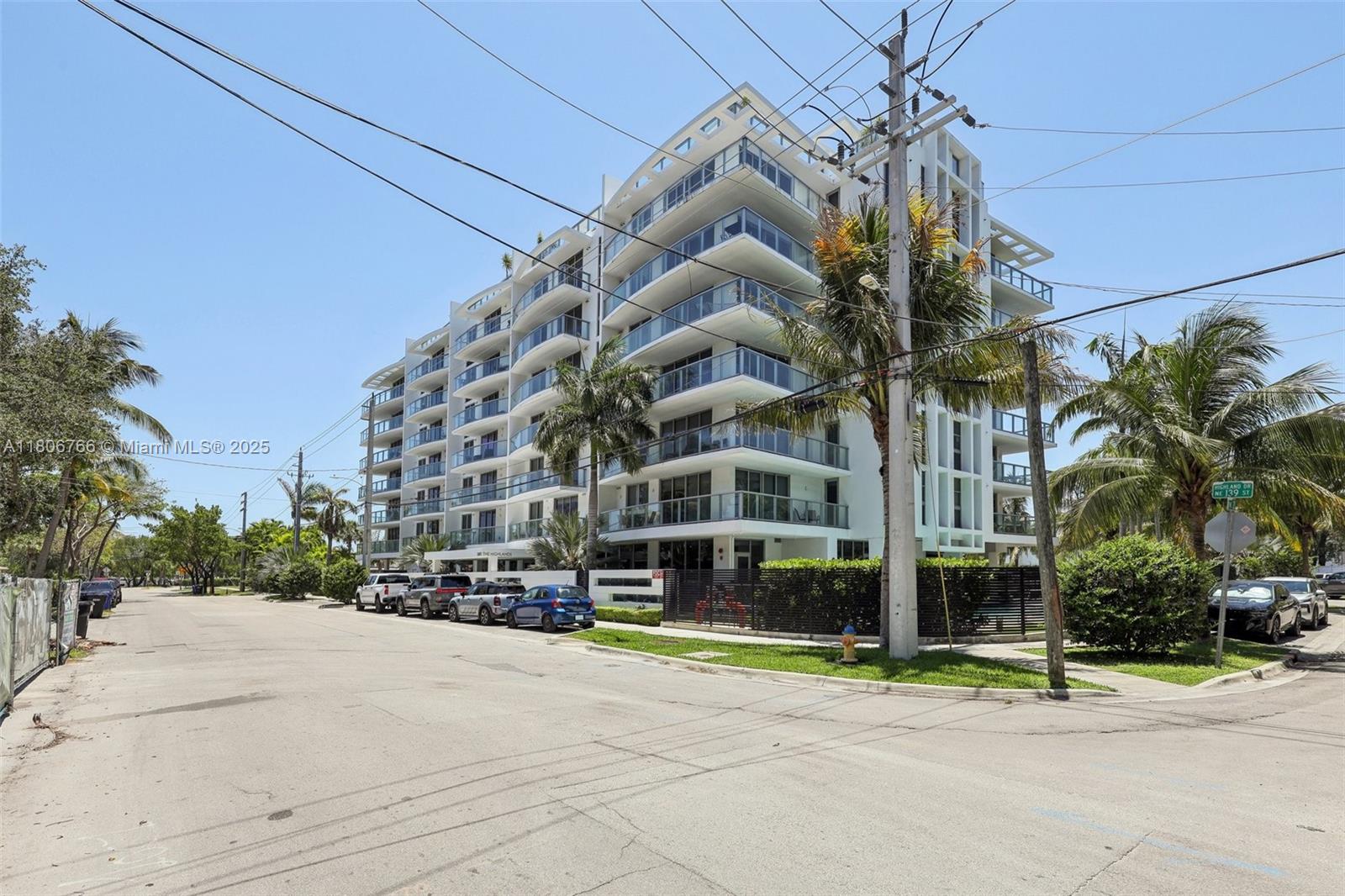 THE HIGHLANDS CONDO - Residential Lease