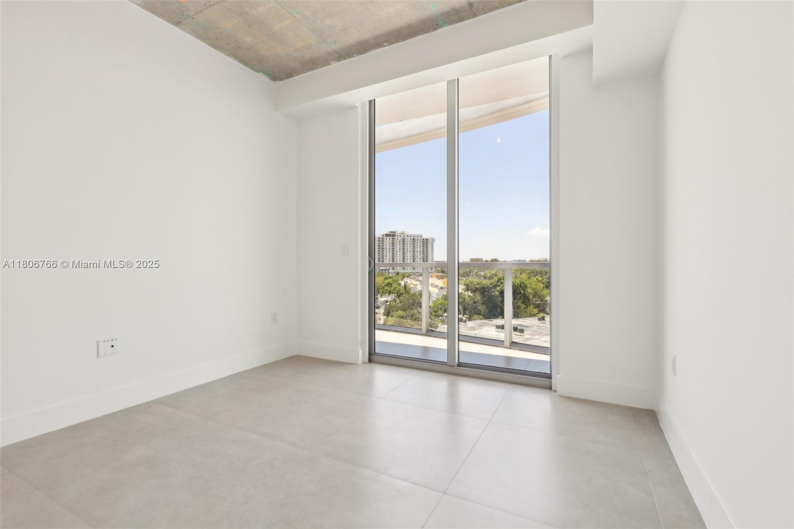 THE HIGHLANDS CONDO - Residential Lease