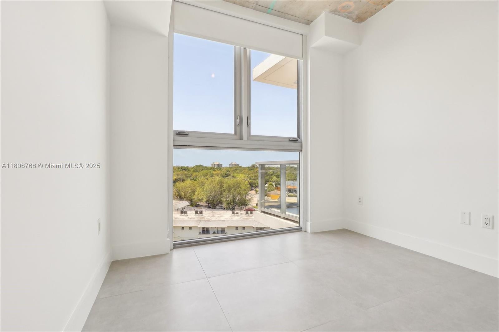 THE HIGHLANDS CONDO - Residential Lease