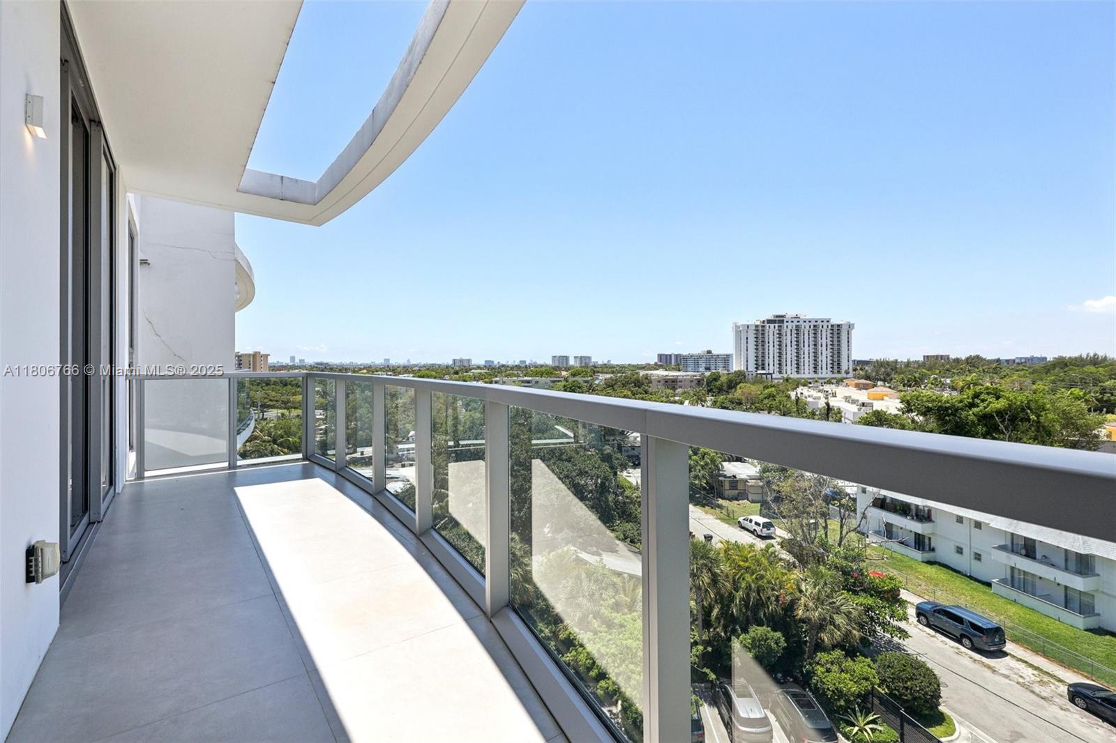 THE HIGHLANDS CONDO - Residential Lease