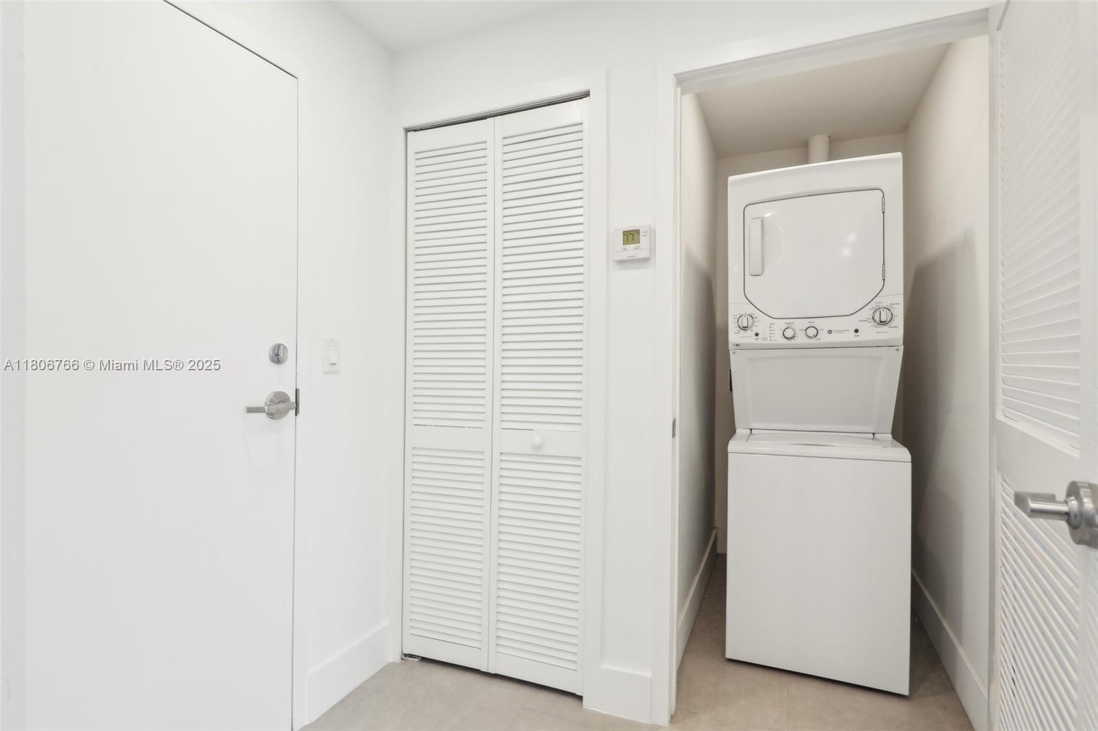 THE HIGHLANDS CONDO - Residential Lease