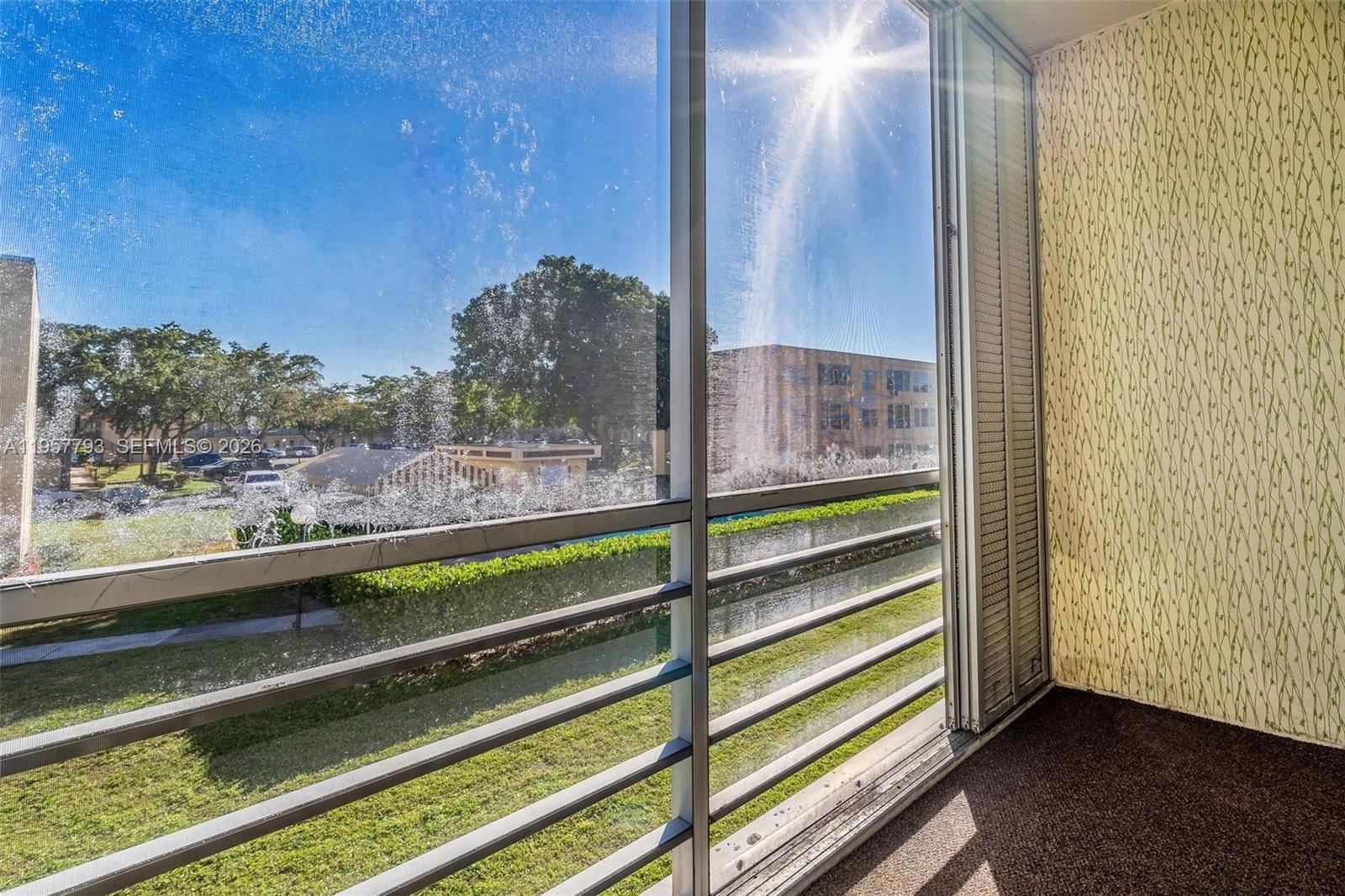 ASHBURY HOUSE - Residential