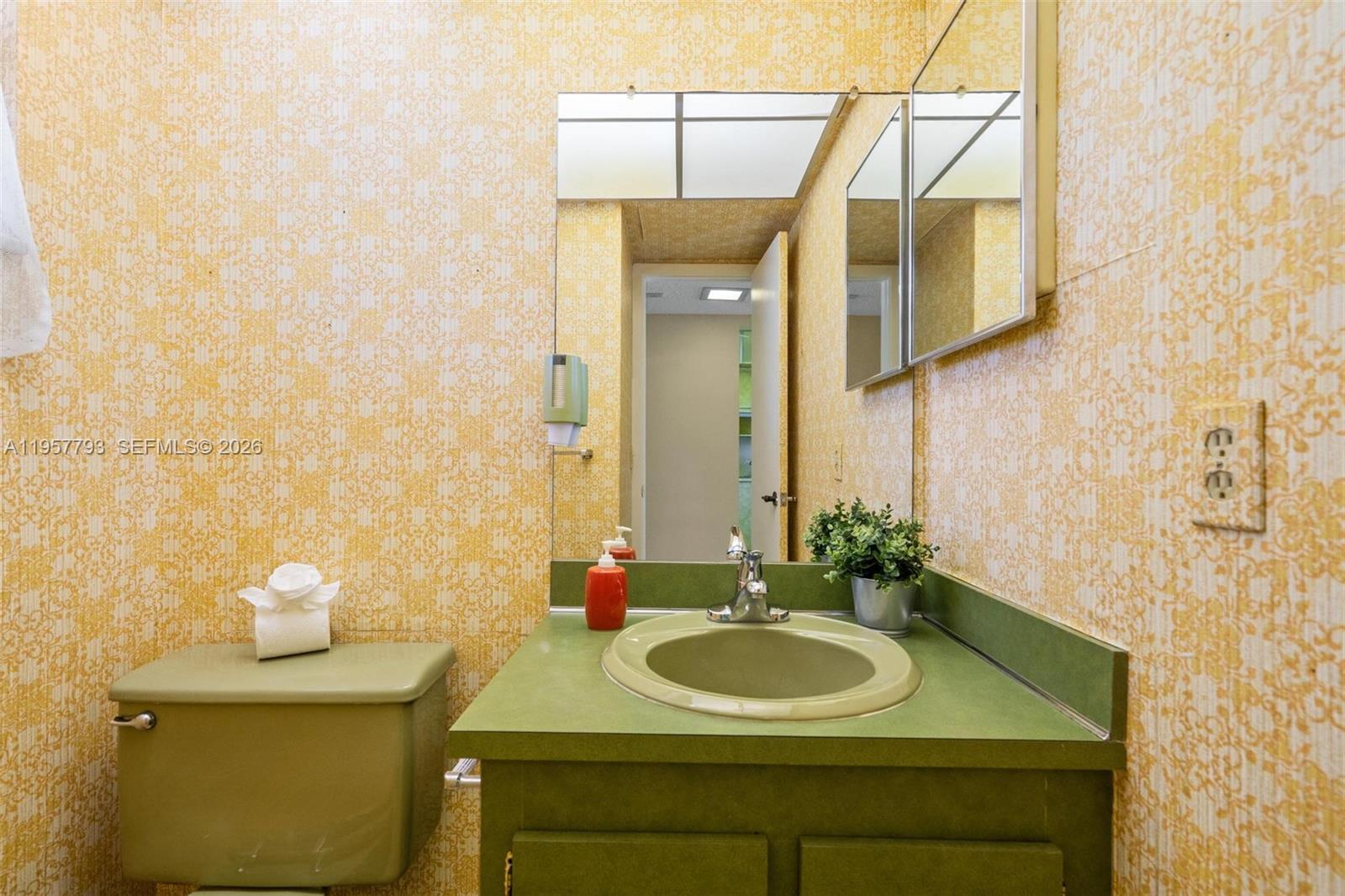 ASHBURY HOUSE - Residential