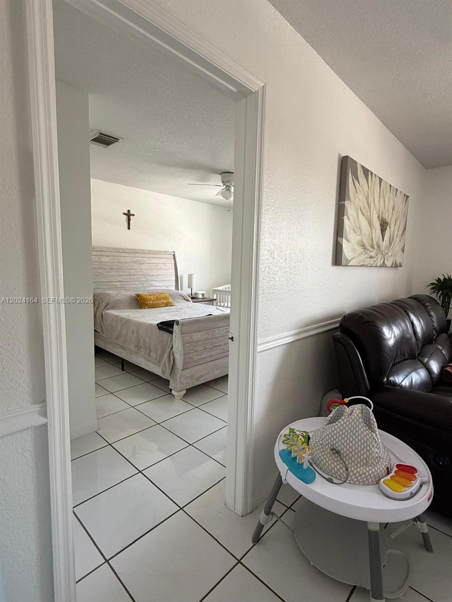 READY VILLAS CONDO - Residential Lease