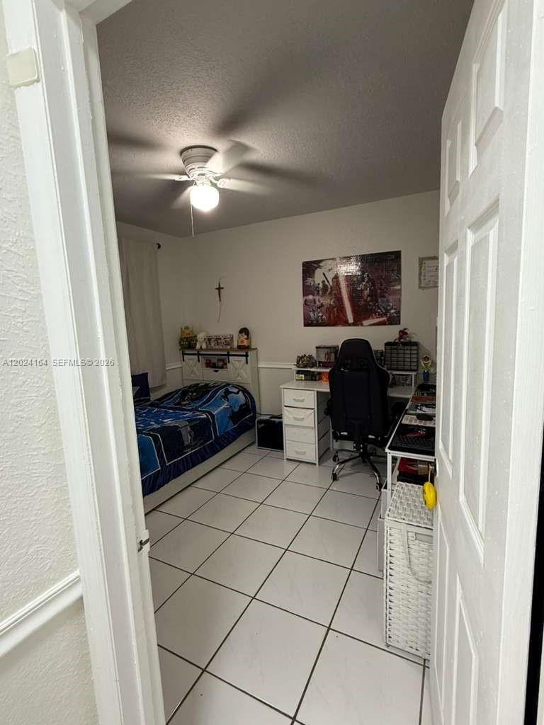 READY VILLAS CONDO - Residential Lease
