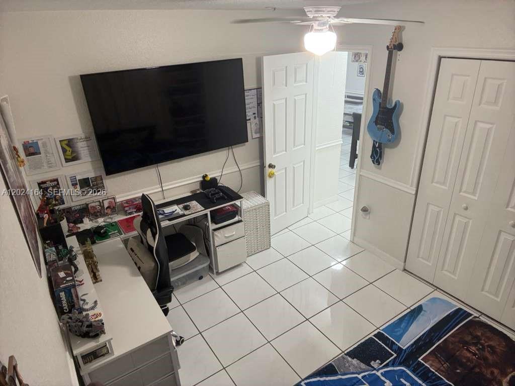 READY VILLAS CONDO - Residential Lease