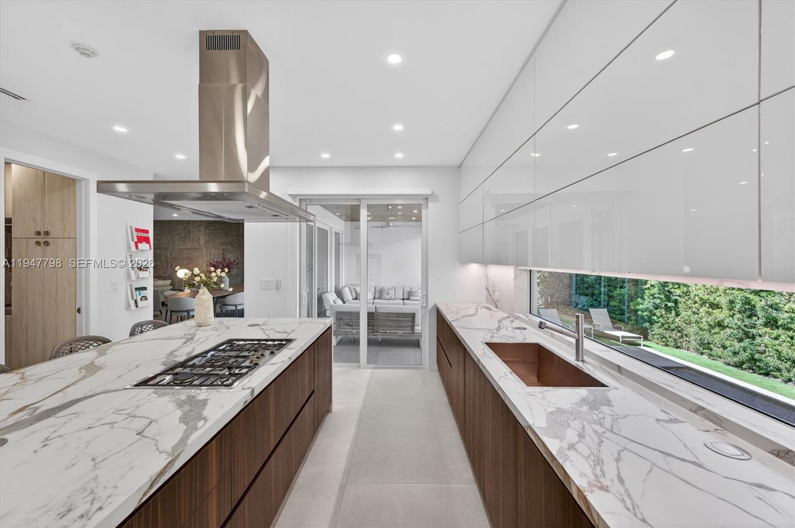 TROPICAL ISLE HOMES SUB 3 - Residential