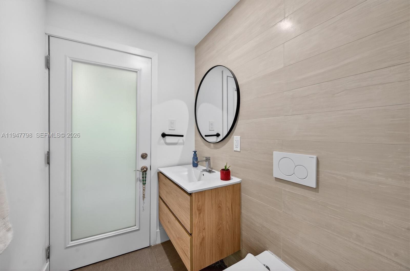 TROPICAL ISLE HOMES SUB 3 - Residential