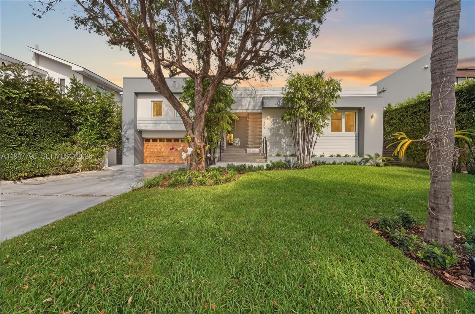 TROPICAL ISLE HOMES SUB 3 - Residential