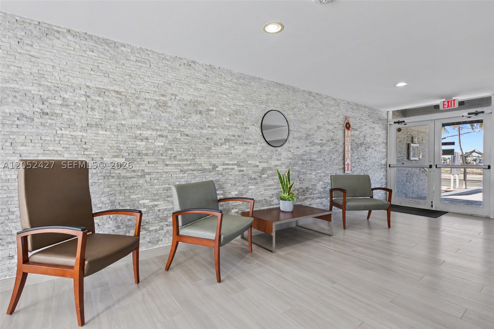 211 S Ocean Dr 205